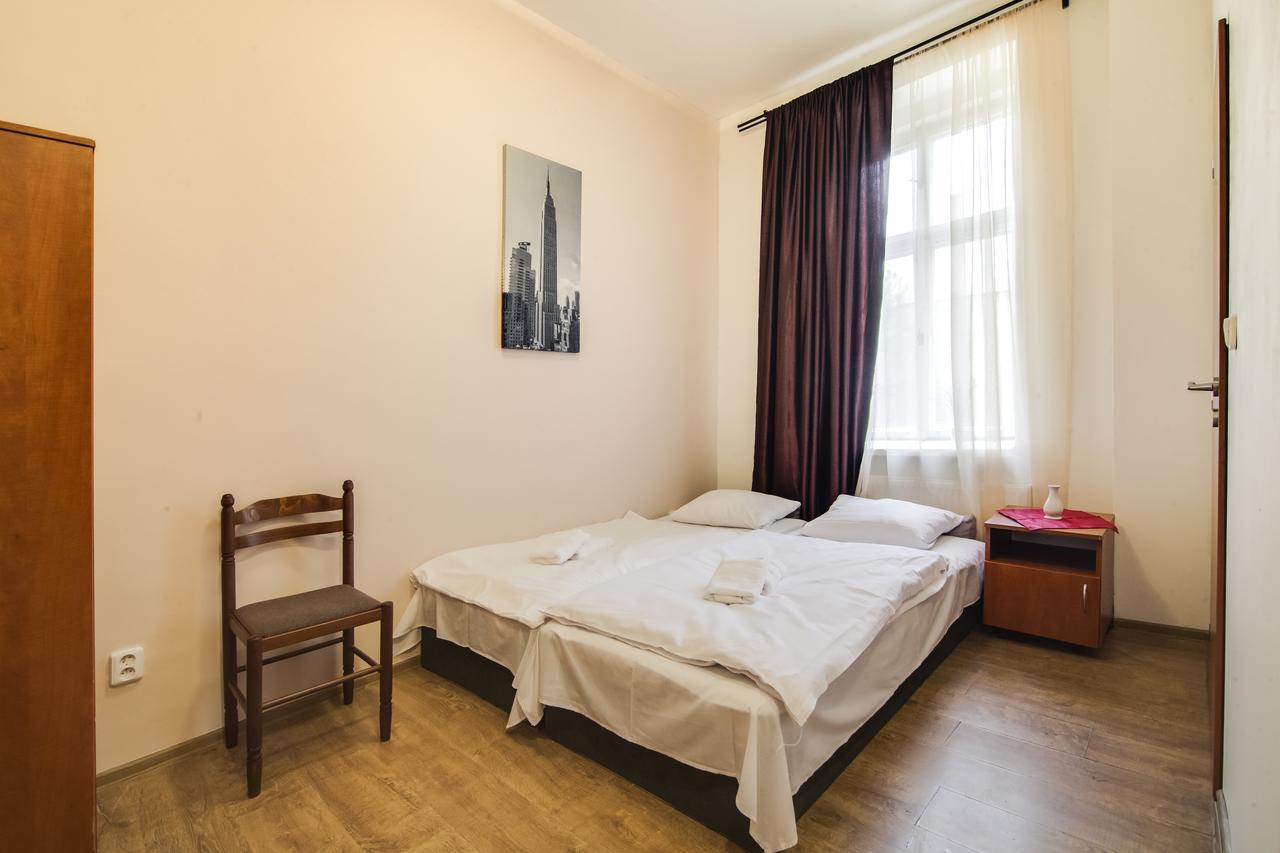 Aparthotel Zarra Praga Exterior foto