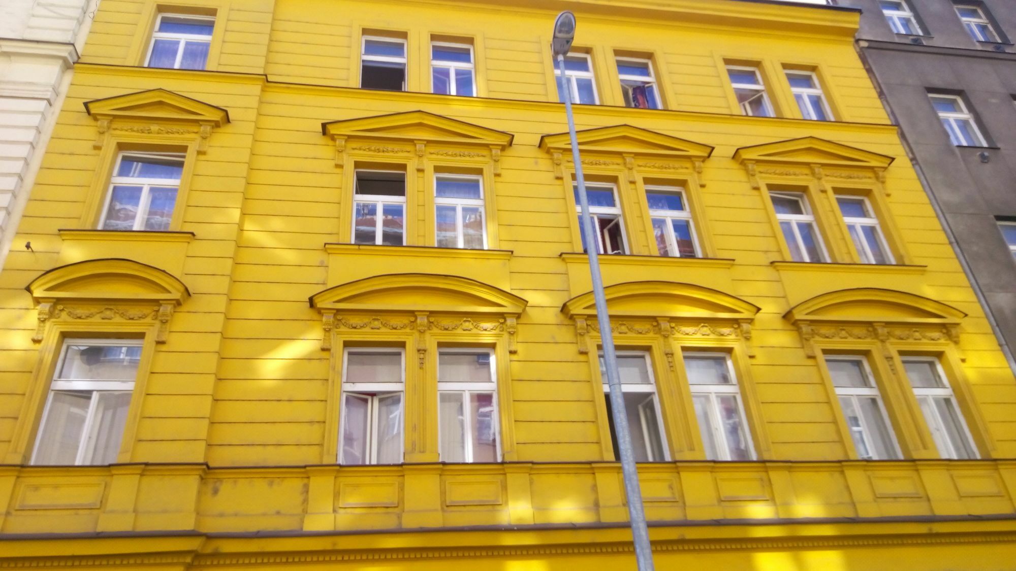 Aparthotel Zarra Praga Exterior foto