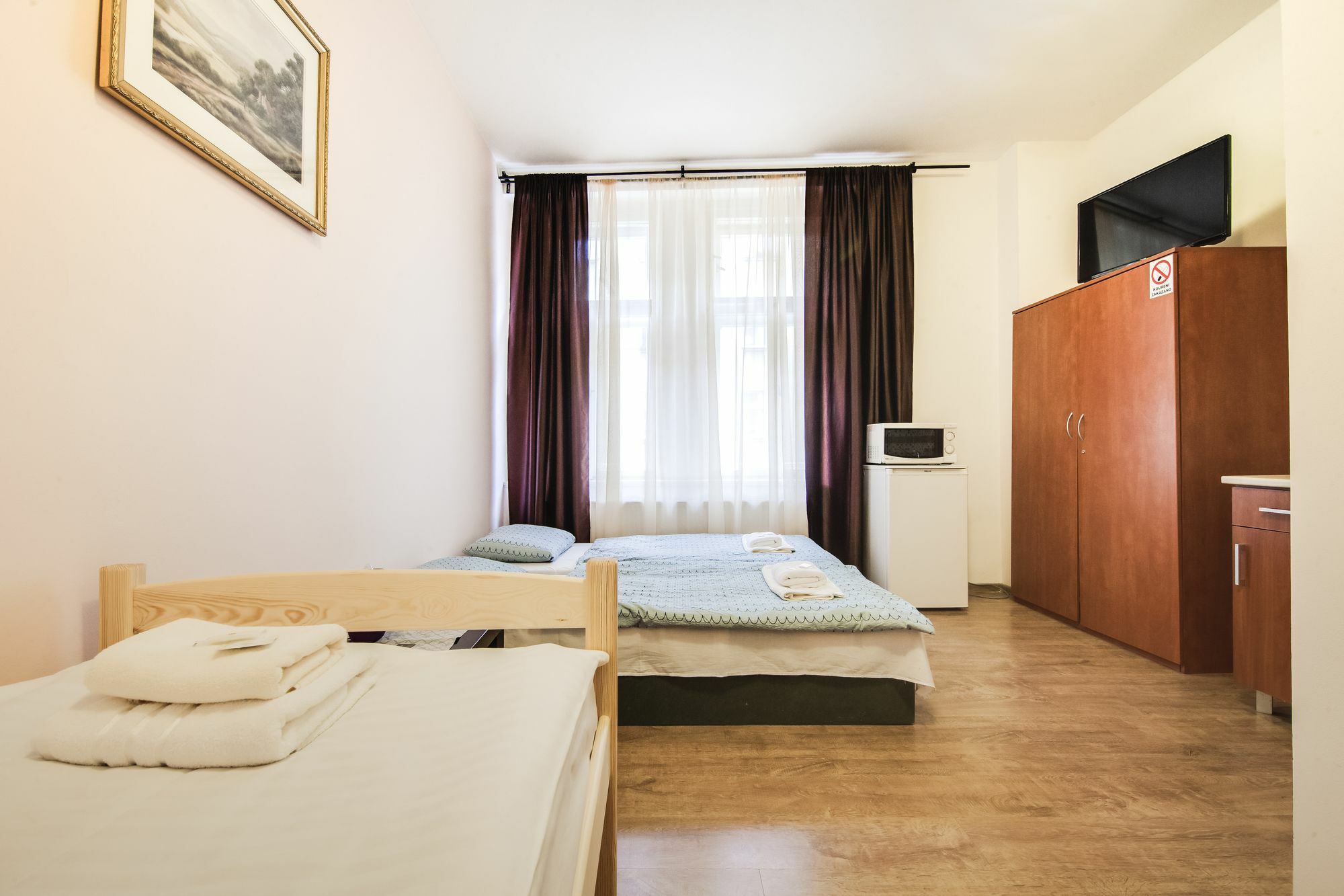 Aparthotel Zarra Praga Exterior foto